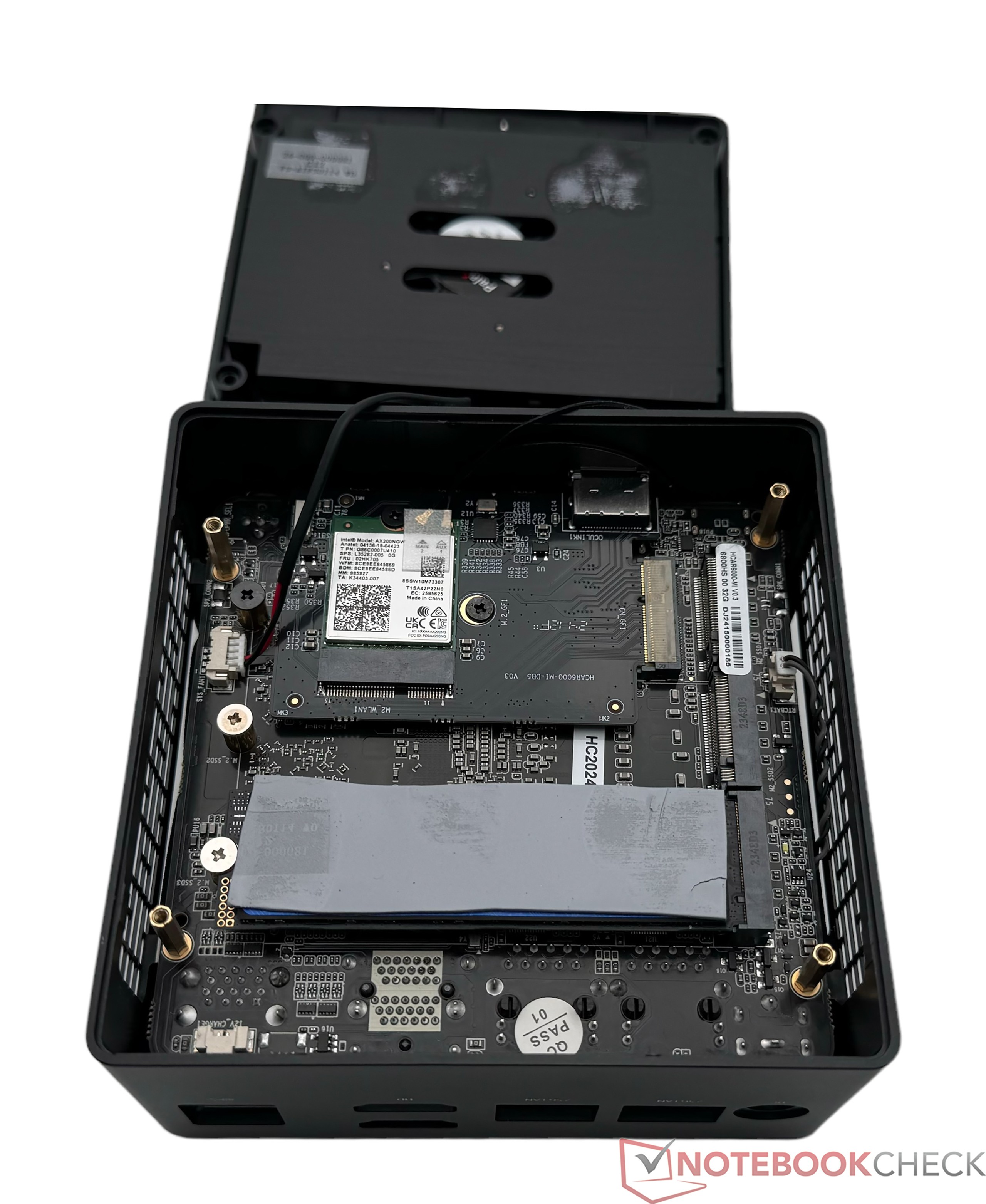 AOOSTAR GEM10 6800H 6650XT