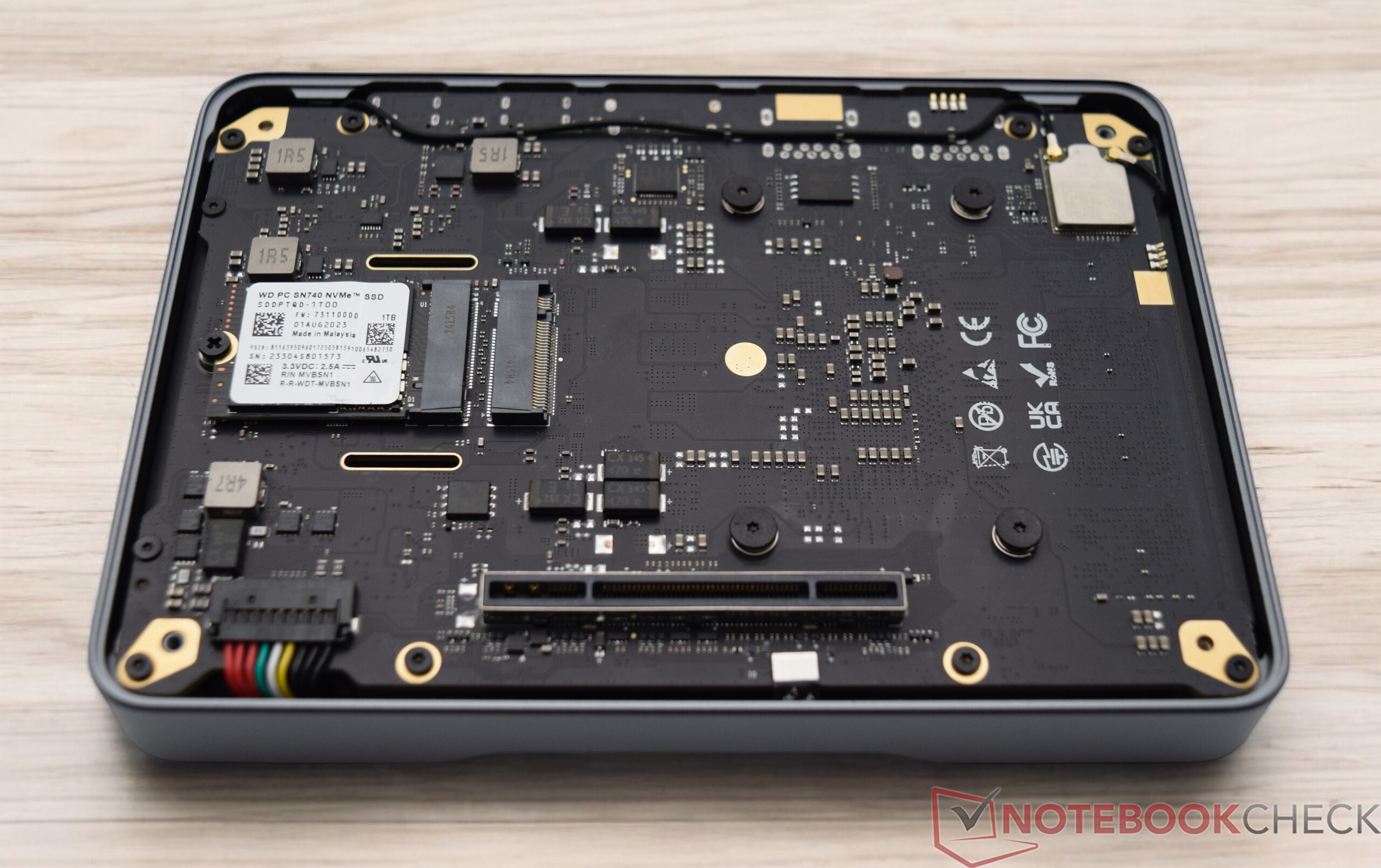 Khadas Mind V2 16GB+Graphics